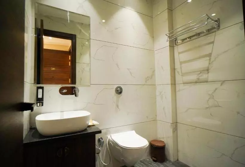 هتل Ammison Inn & Suites