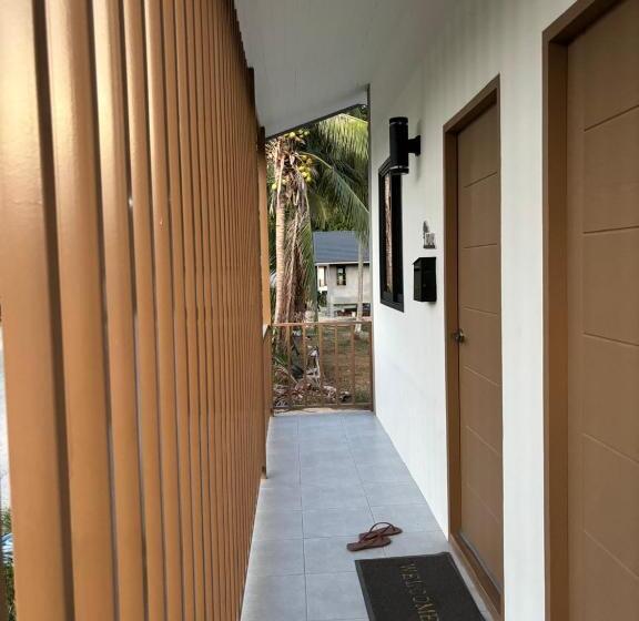 Hotel Baansuwansomboon