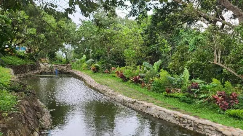 Hotelli Paraiso De June Quxote Ecofarm Resort