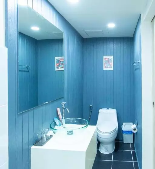 ホテル The Light House At Town Phuket