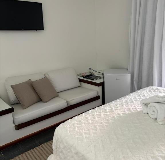 Pensão Almas Gêmeas Suíte Varanda