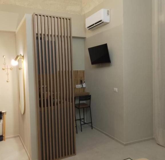 پانسیون Almica24