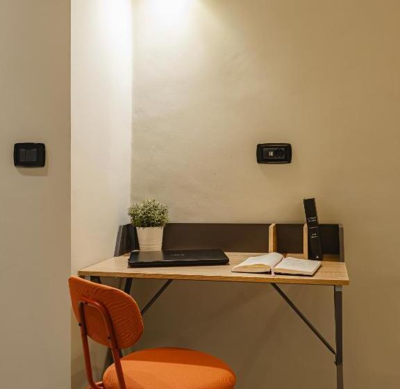 پانسیون Almica24