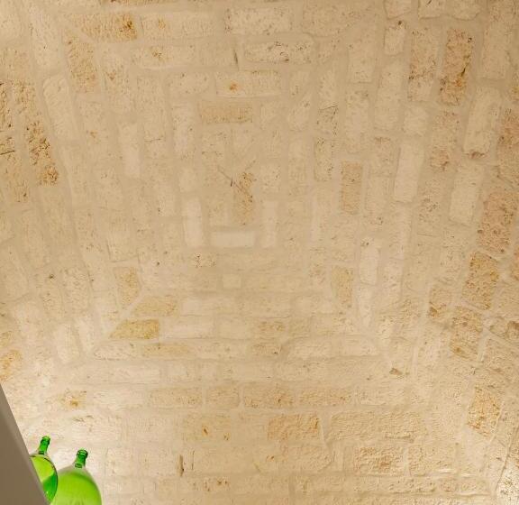 پانسیون Almica24