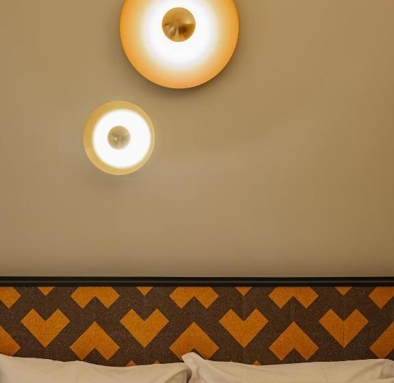 پانسیون Almica24