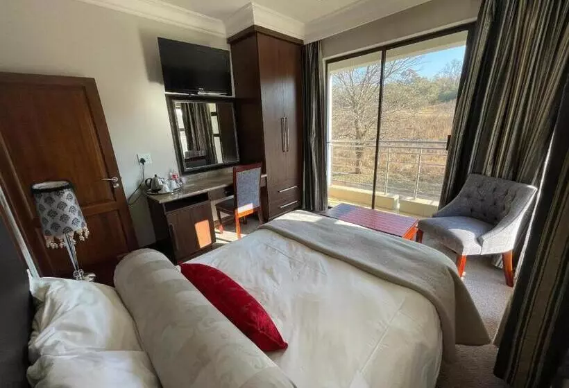 پانسیون Fairview Manor