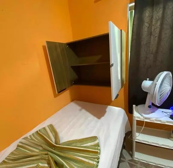 ペンション Hostel Cumuru Mochila   Cumuruxatiba