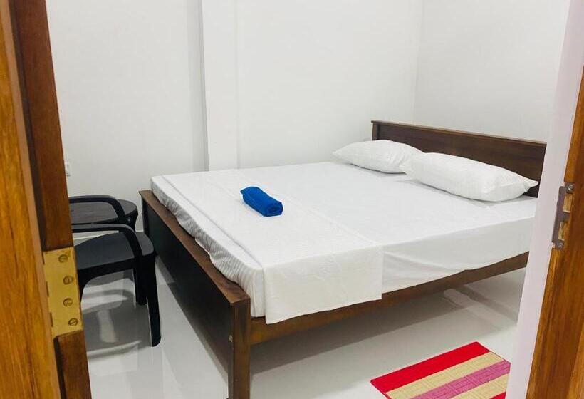 بنسيون Shell House