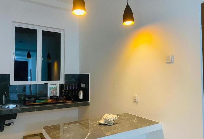 بنسيون Shell House