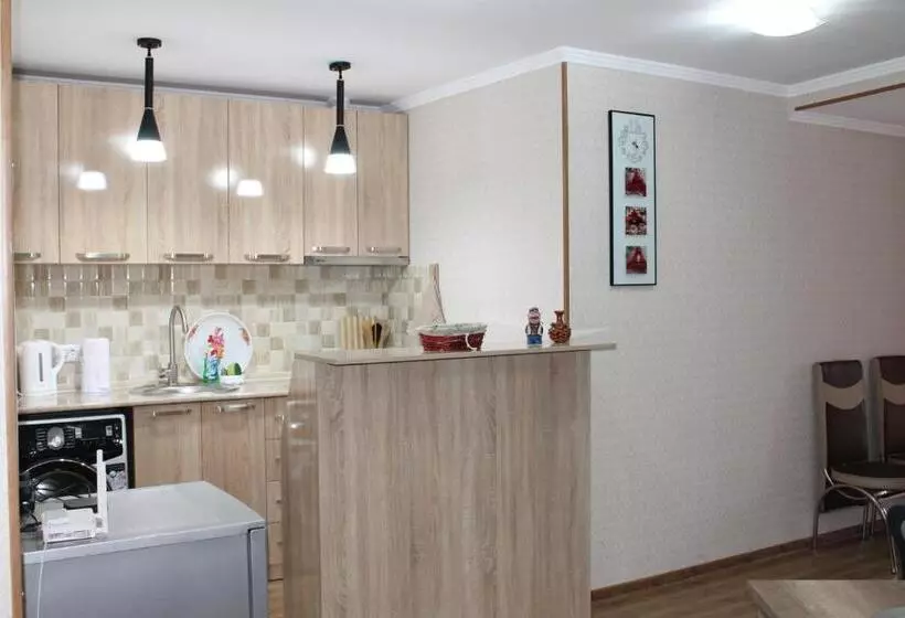 هاستل Guest House Elena