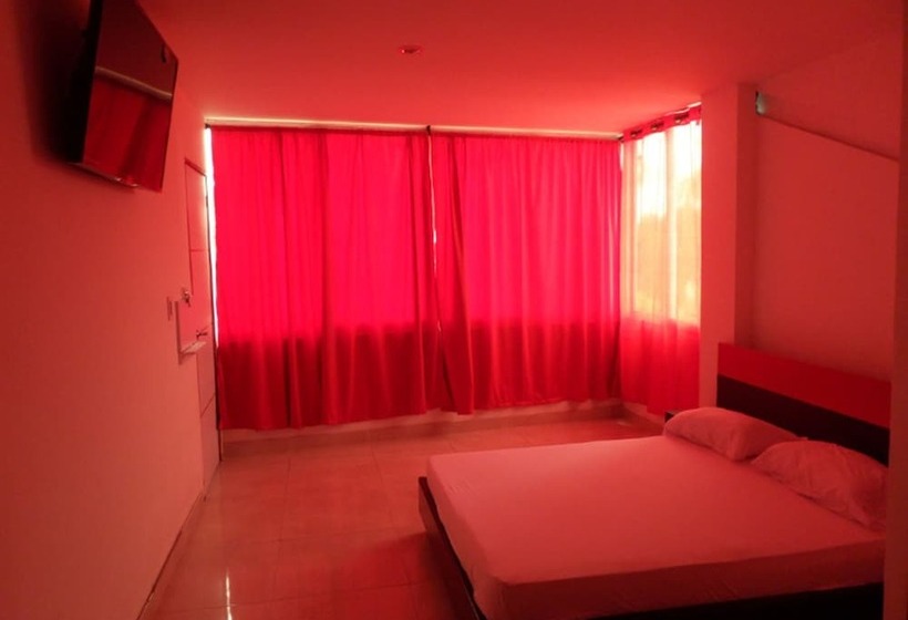 Apartahotel Barcelot