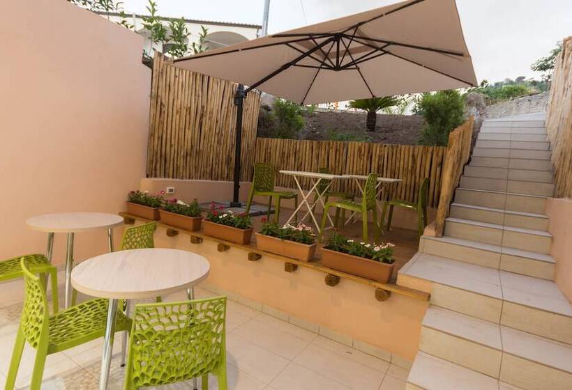 ベッドアンドブレックファースト Aether Suites Tropea   Free Private Parking