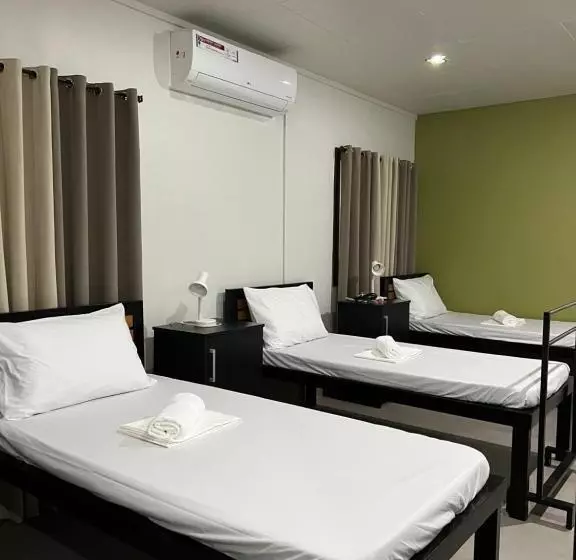 Happy Camper Hostel