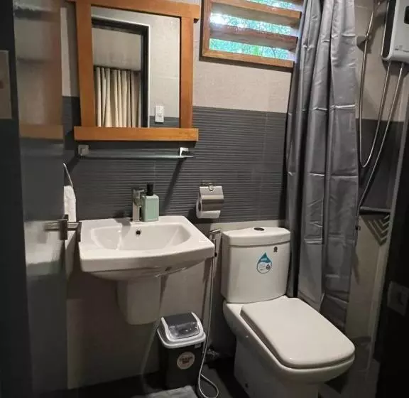 Happy Camper Hostel