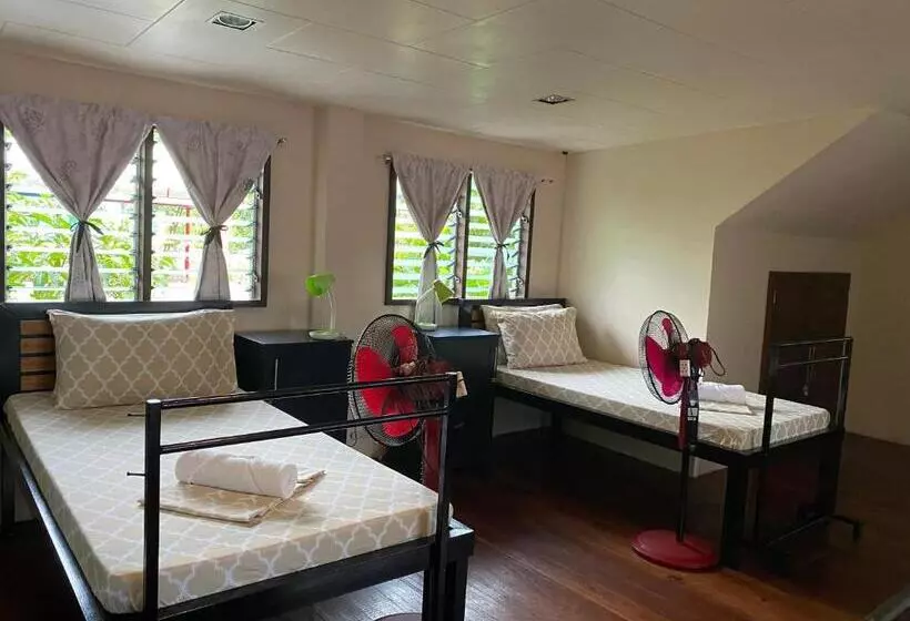 Happy Camper Hostel