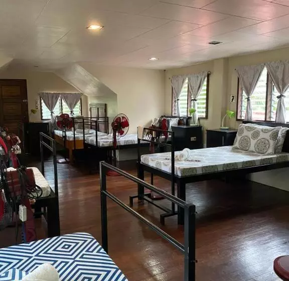 Happy Camper Hostel