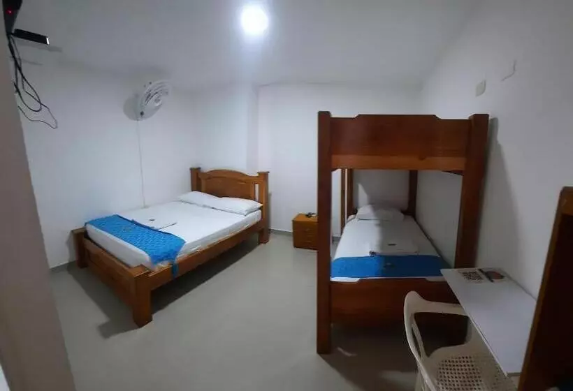 Hotelli Brisas Del Nare