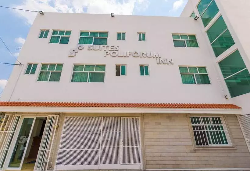 Hotelli Suites Poliforum Inn