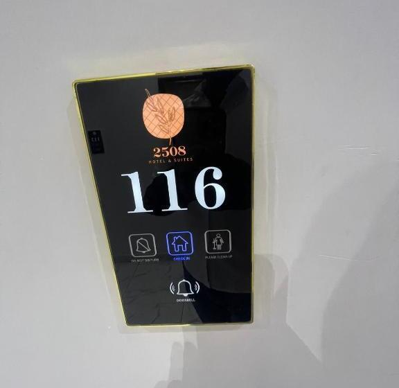 2508 Hotel And Suites