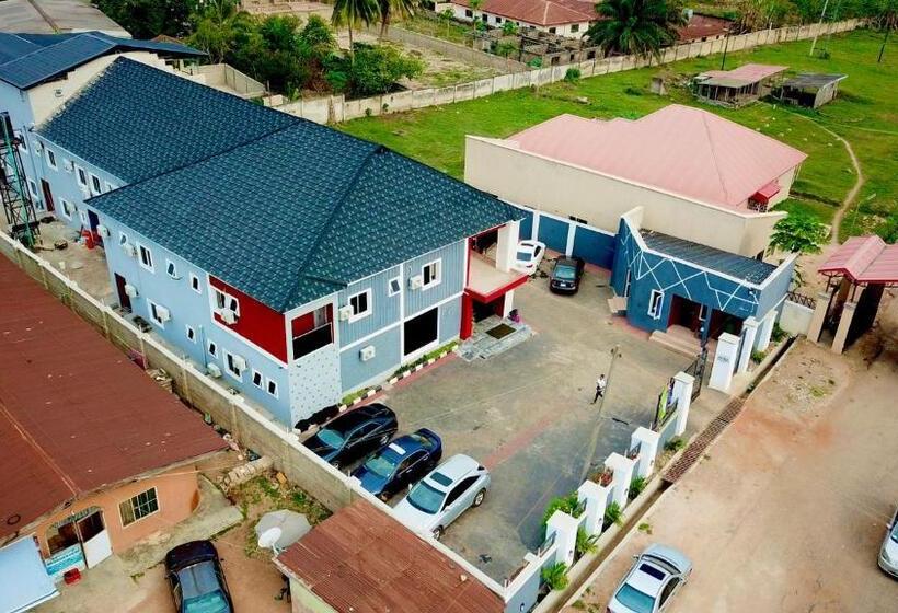 2508 Hotel And Suites