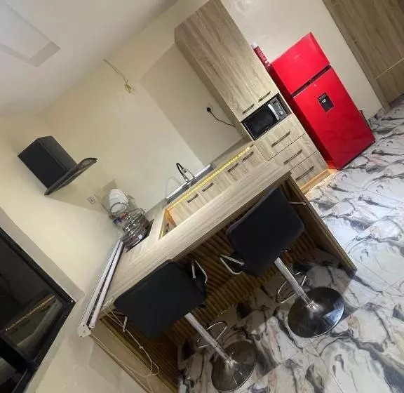 2508 Hotel And Suites