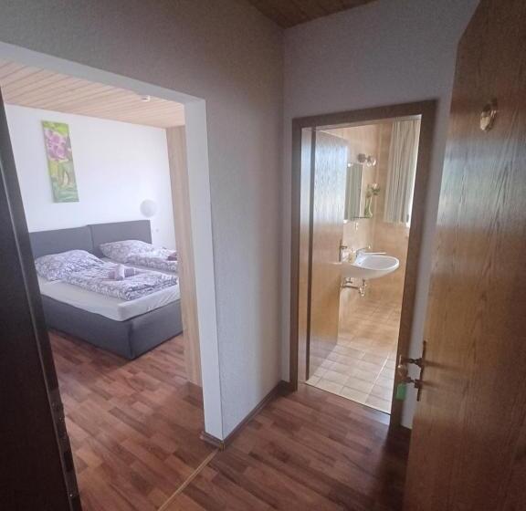 הוסטל Gasthof Kollmeder