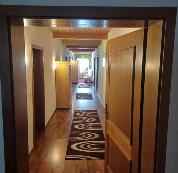 הוסטל Gasthof Kollmeder