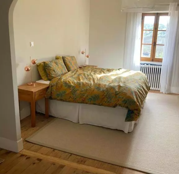 Aamiaismajoitus (B&B) Le Tresor De Cordes