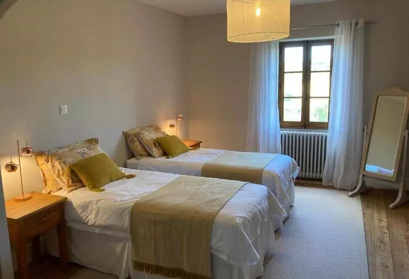 Aamiaismajoitus (B&B) Le Tresor De Cordes