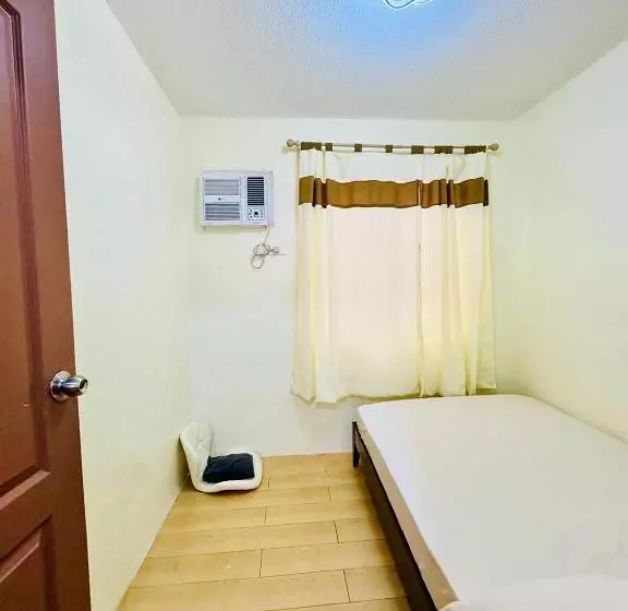 Feels Like Homie Staycation