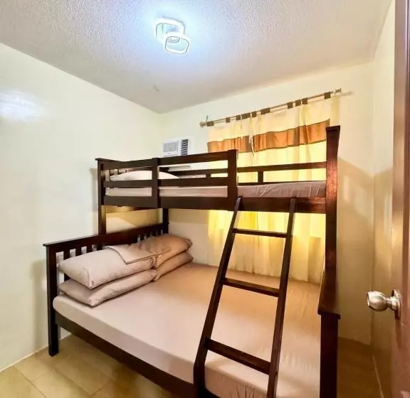 Feels Like Homie Staycation