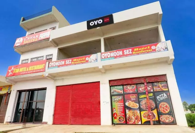 Hotelli Oyo Moon Sez