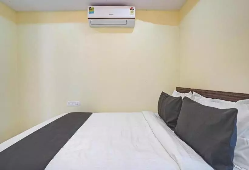 Hotelli Oyo Sri Sai Lodge