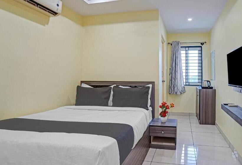 酒店 Oyo Sri Sai Lodge