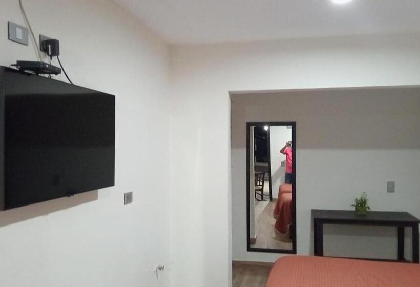 فندق Posada Don Roberto