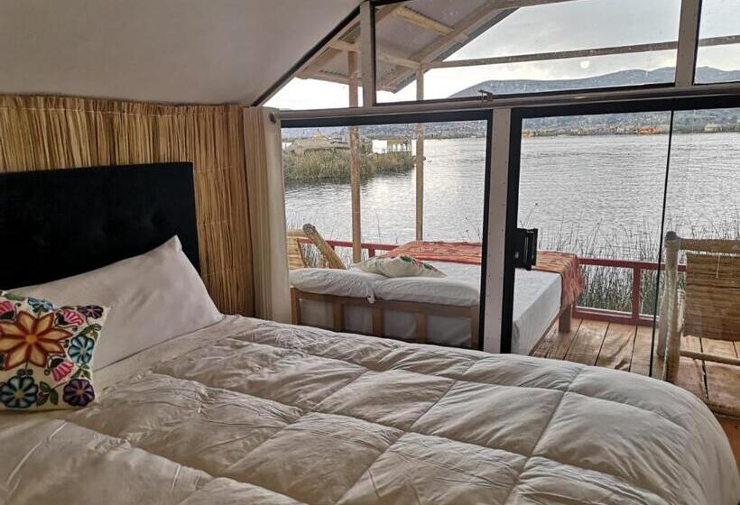 Hotel Uros Suma Qhota Lodge