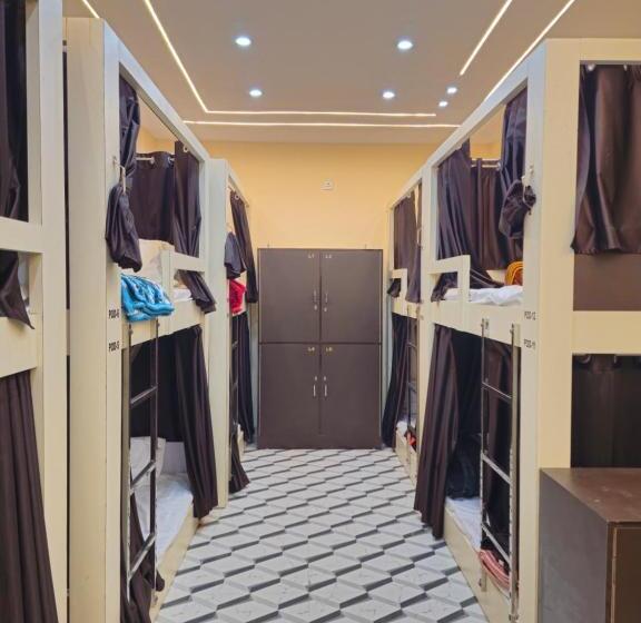 Kashi Vandanam Hostel