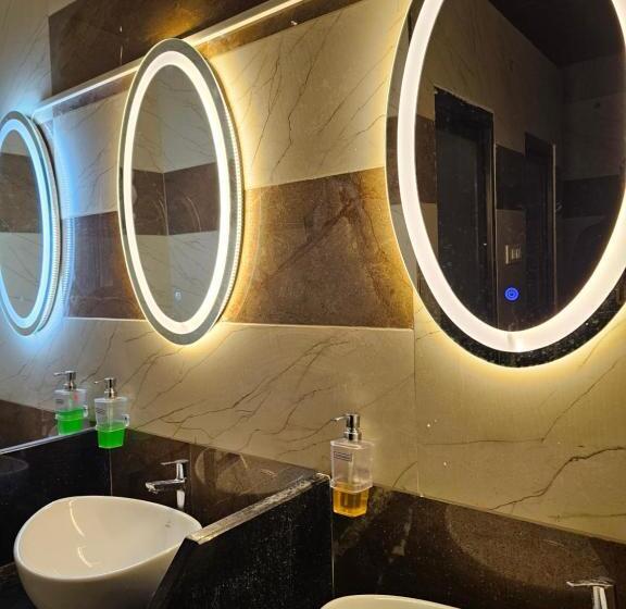 Kashi Vandanam Hostel