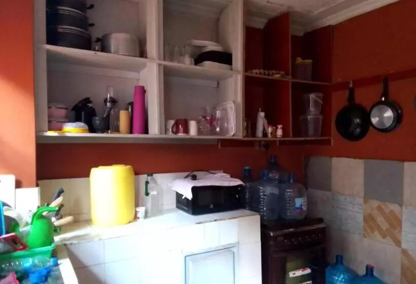 پانسیون 3 Bed Guesthouse With With Water, Electricity Wifi