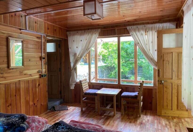 膳宿费 Great Escape Tirthan