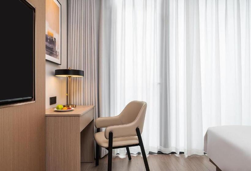 Otel Poltton Grand Century