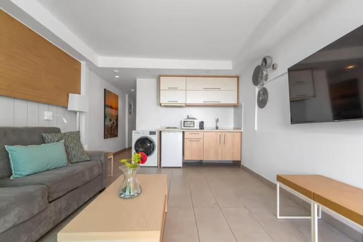 Be Room Bronze Suite