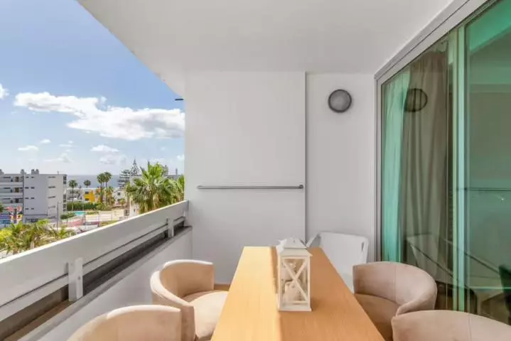 Be Room Bronze Suite