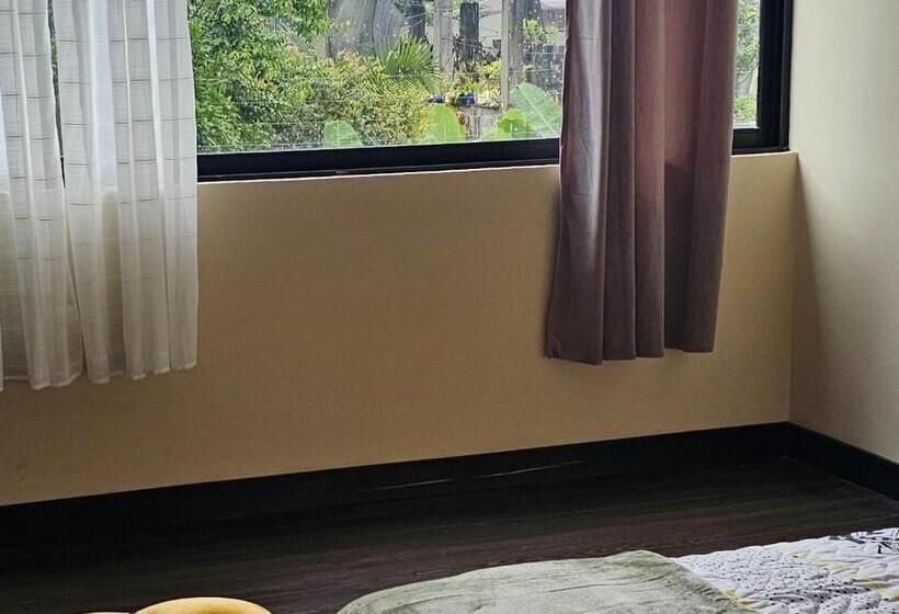 Bed and Breakfast El Palacete De La Duqueza , Siéntete Como En La Realeza En Macas