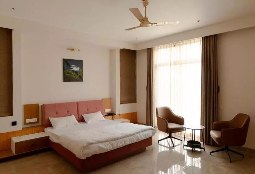 Green Windows Resort