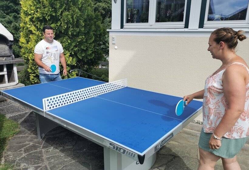 酒店 Flo S Rooms & Breakfast