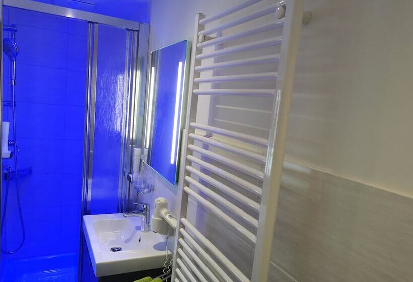 酒店 Flo S Rooms & Breakfast