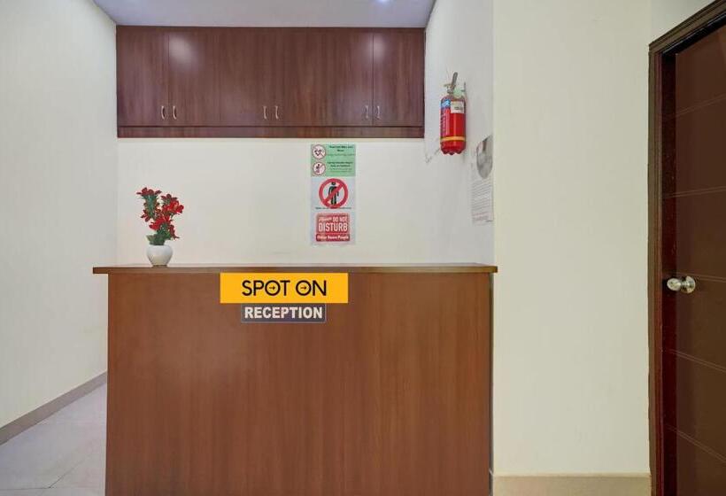 ホテル O Pavan Inn