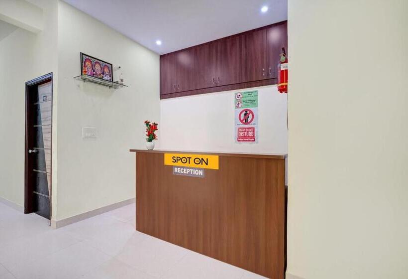 ホテル O Pavan Inn