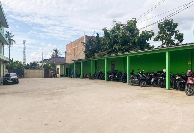 Отель Reddoorz Near Institut Teknologi Sumatera Itera Lampung